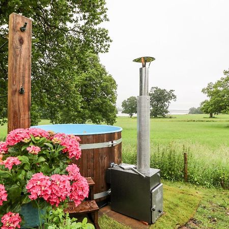 Villa The Lazy Mare By The Water Rugeley Esterno foto