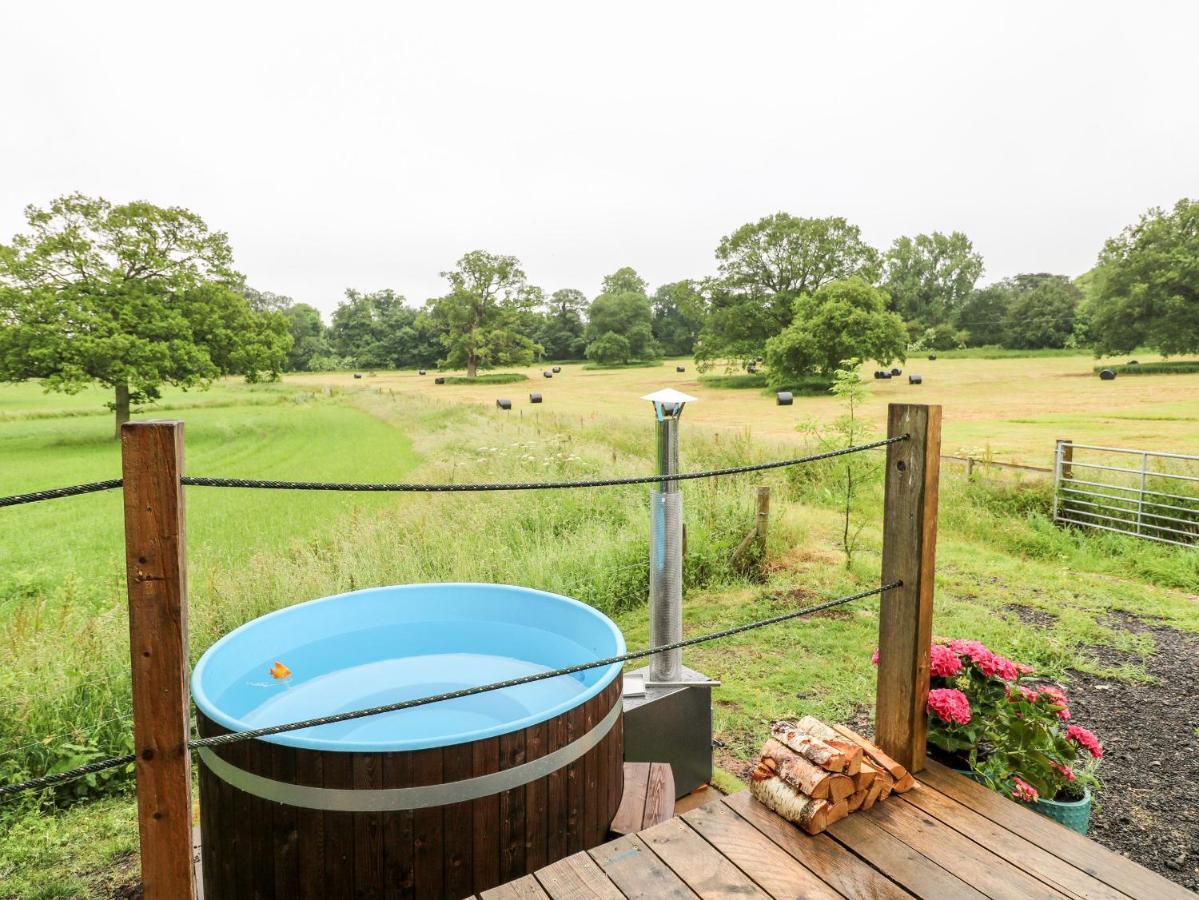 Villa The Lazy Mare By The Water Rugeley Esterno foto