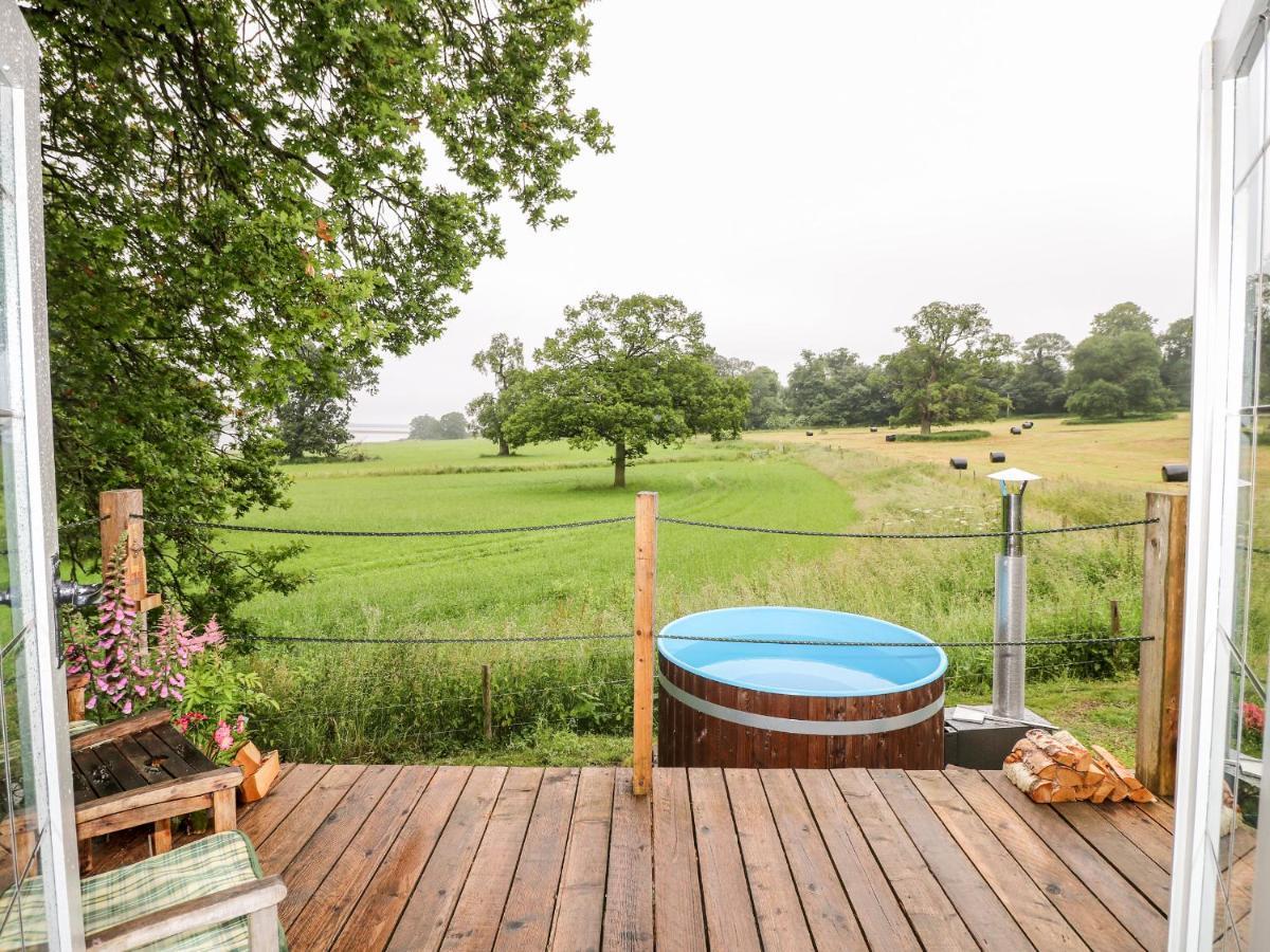 Villa The Lazy Mare By The Water Rugeley Esterno foto