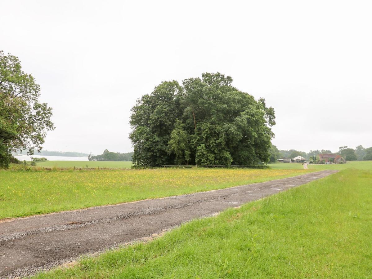Villa The Lazy Mare By The Water Rugeley Esterno foto